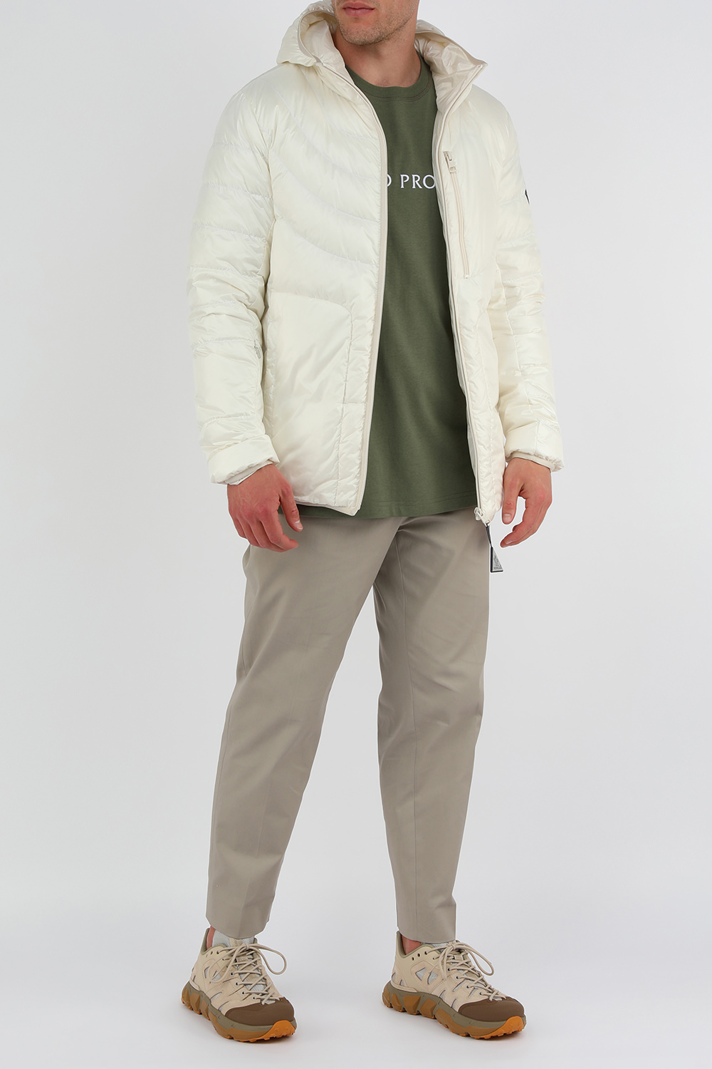 מעיל פאפר לבן מדגם היסו